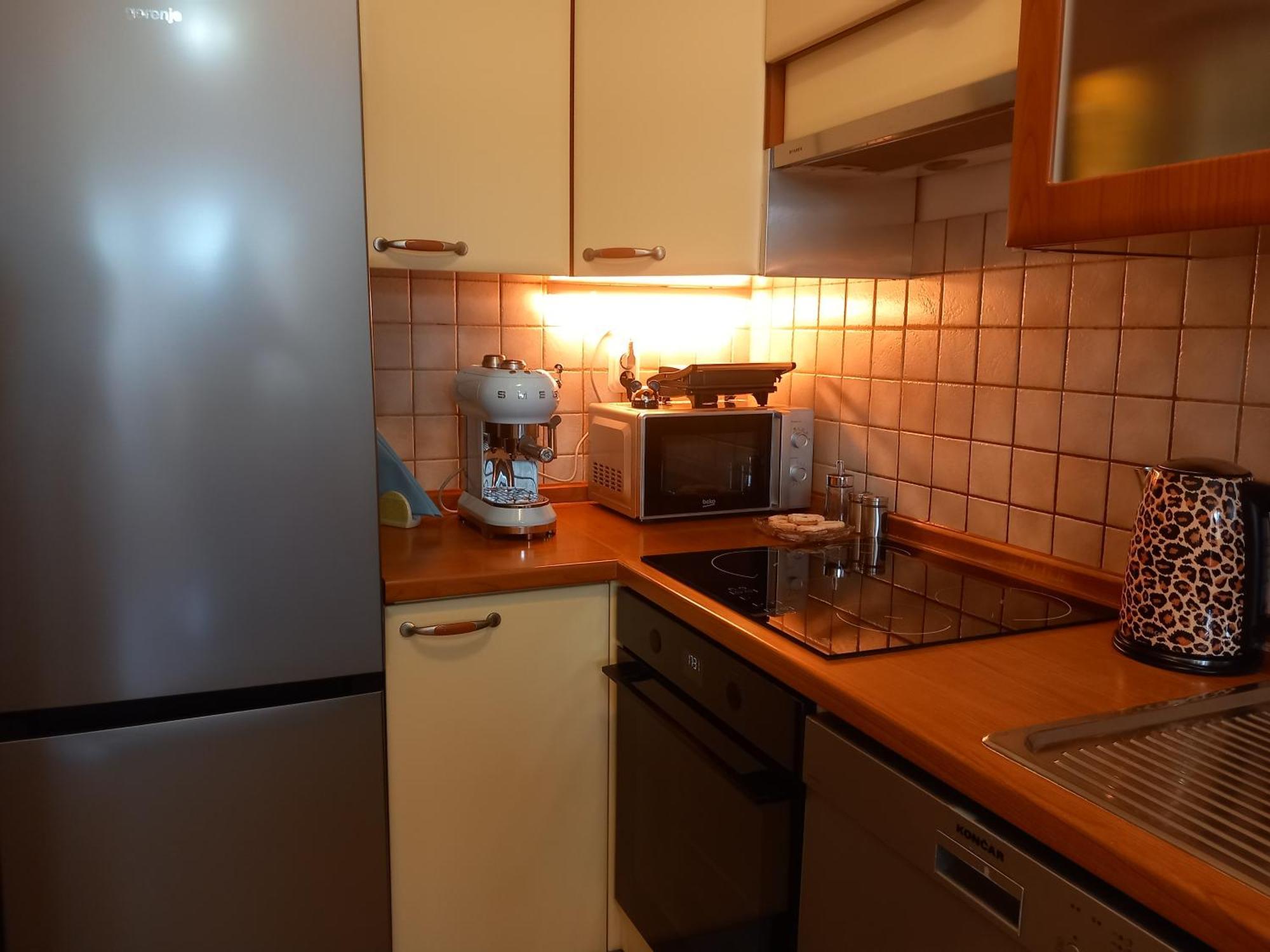 Apartment Harmony - Pleasant And Comfortable Place With A Balcony And A Secured Garage Split Ngoại thất bức ảnh