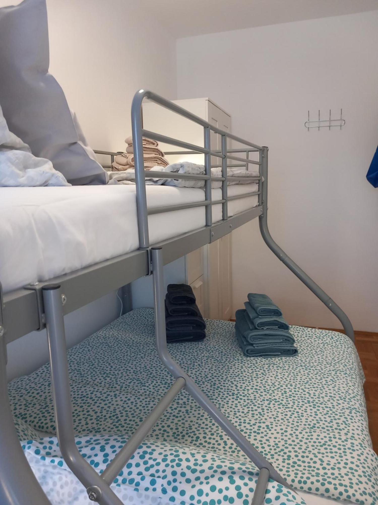 Apartment Harmony - Pleasant And Comfortable Place With A Balcony And A Secured Garage Split Ngoại thất bức ảnh