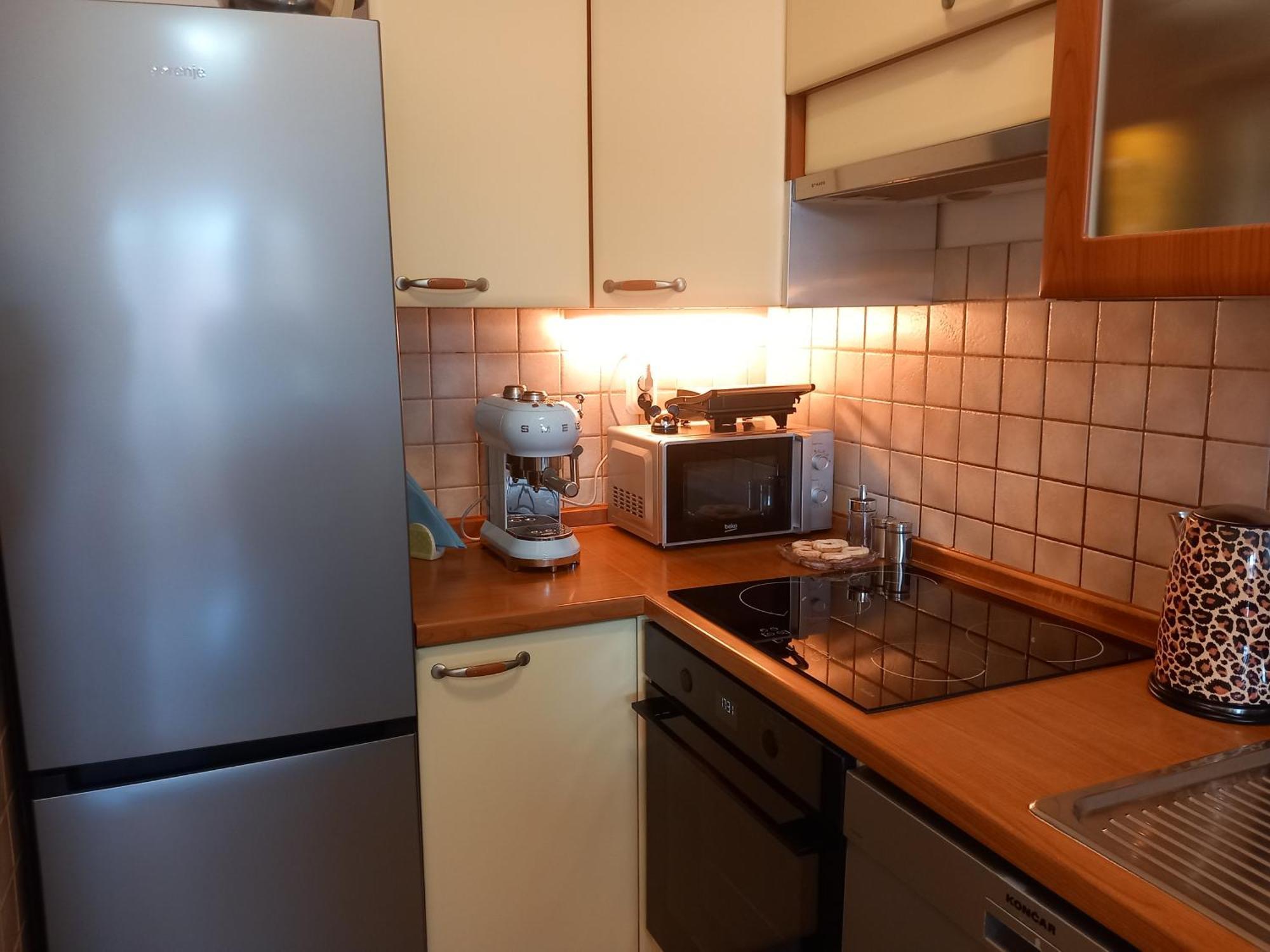 Apartment Harmony - Pleasant And Comfortable Place With A Balcony And A Secured Garage Split Ngoại thất bức ảnh